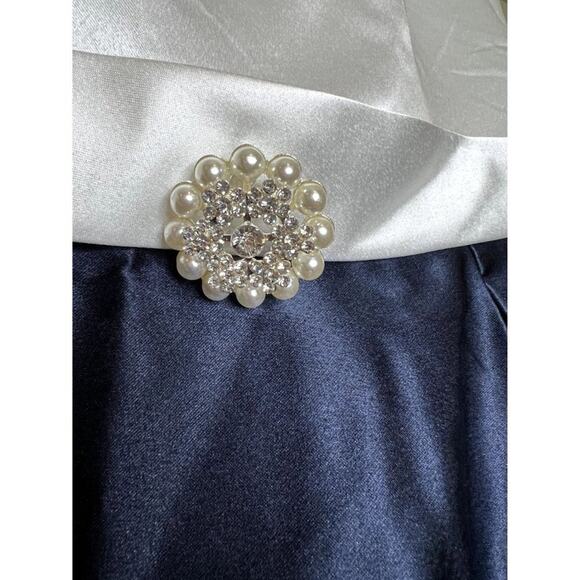 NWT LT LanTing Bride Dress Gown Dark Navy Blue Pearl White Women's Size 10 Faux - Picture 5 of 10